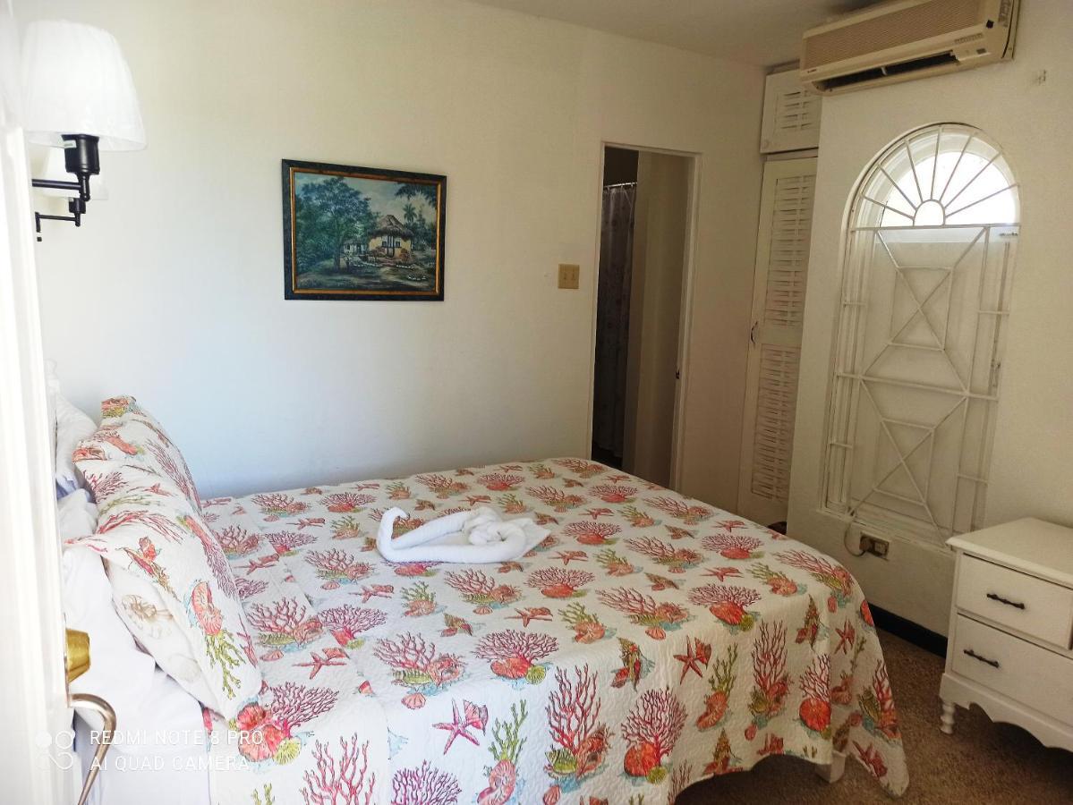 Columbus Heights Apt 26 F オーチョ・リオス エクステリア 写真